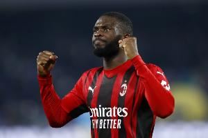 托莫里：阿莱格里要求我们集体防守，这3分实至名归