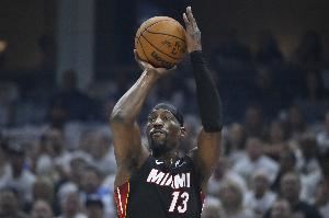 阿德巴约：现在我的三分更稳定了 投三分已经是很自然的事了