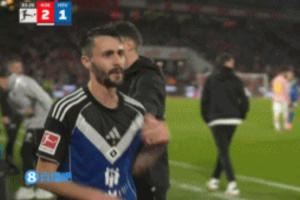 🟥阿森纳租将维埃拉德甲再度染红情绪激动,出战5轮拿2张红牌 🟥阿森纳租将维埃拉德甲再度染红情绪激动,出战5轮拿2张红牌